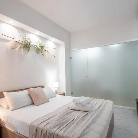 Tortuga Dafni Bay Diver's Paradise By 