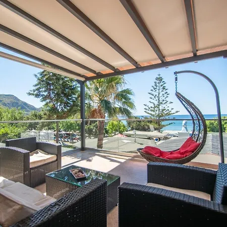 Tortuga Dafni Bay Diver's Paradise By 