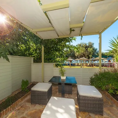 Tortuga Dafni Bay Diver's Paradise By 