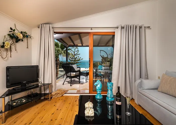 Tortuga Dafni Bay Diver's Paradise By 