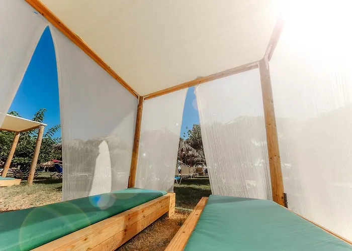 Tortuga Dafni Bay Diver's Paradise By 