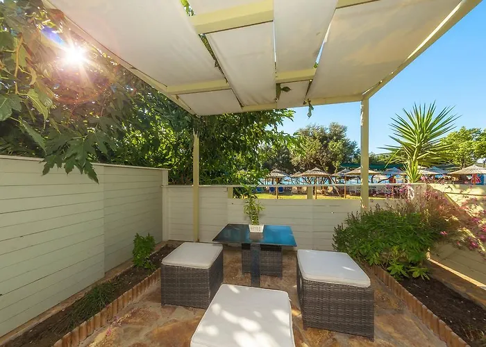Tortuga Dafni Bay Diver's Paradise By 