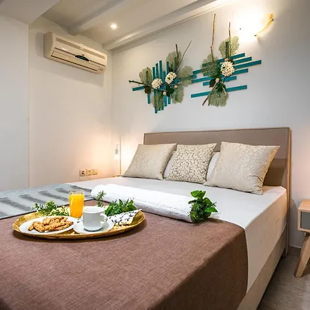 Tortuga Dafni Bay Diver's Paradise By 