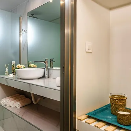 Tortuga Dafni Bay Diver's Paradise By 