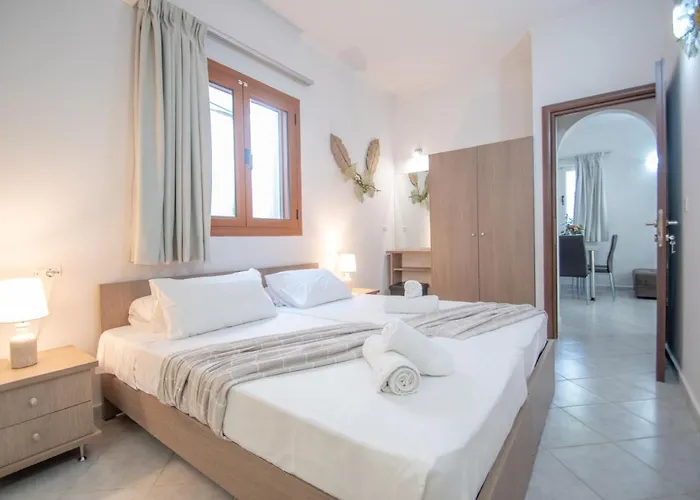 Tortuga Dafni Bay Diver's Paradise By 